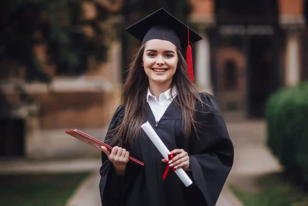 نقش مدرک کارشناسی ارشد کانادا در مسیر دریافت اقامت دائم